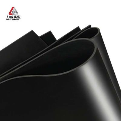 3mm Black Rubber Sheet Roll Kekuatan Tarik Ketahanan Abrasi Minyak yang sangat baik